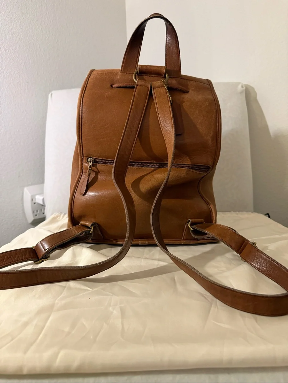Coach Vintage Classic Backpack style E5C 9943 Tan Leather Drawstring Backpack